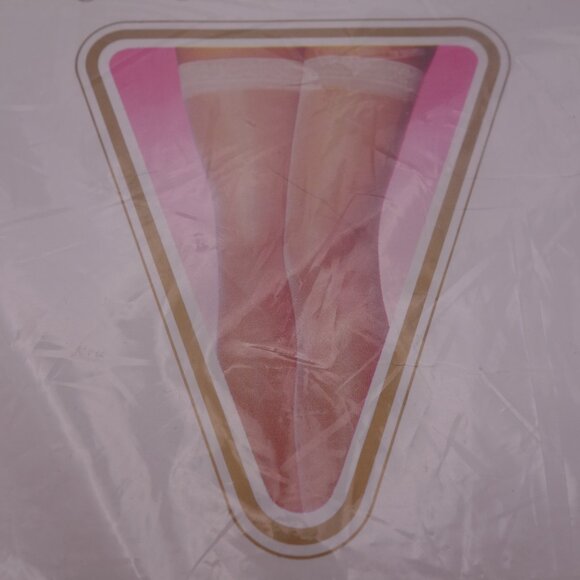 Vintage Hanes Silk Reflections Sandalfoot 8720 JET Size A-B Thigh Highs - Picture 3 of 11